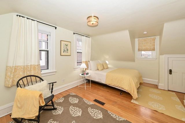 1705 N 68th STREET, Wauwatosa, WI 53213