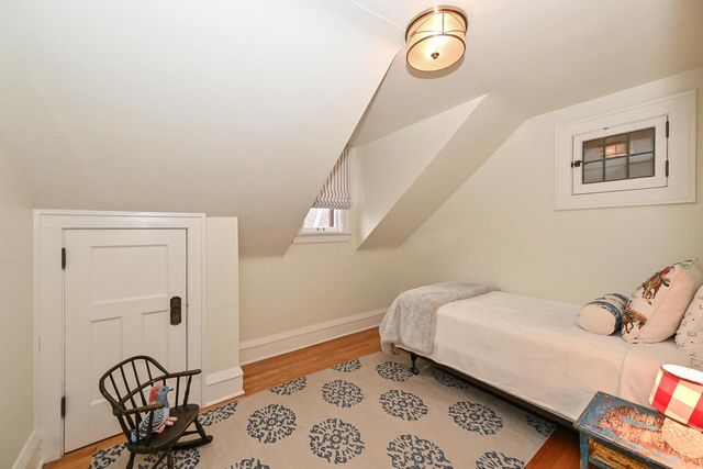 1705 N 68th STREET, Wauwatosa, WI 53213