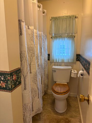 25 Sunset Drive, Hopkinton, NH 03229