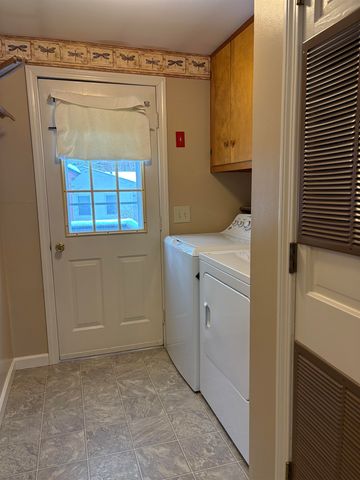 25 Sunset Drive, Hopkinton, NH 03229