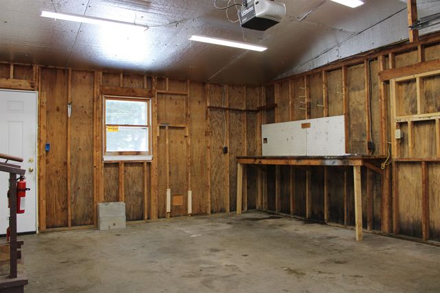 25 Sunset Drive, Hopkinton, NH 03229