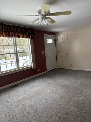 25 Sunset Drive, Hopkinton, NH 03229