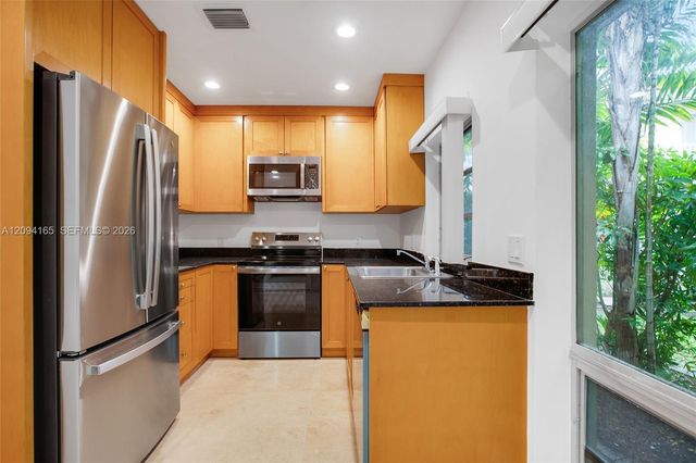 50 Park Drive 5, Bal Harbour, FL 33154