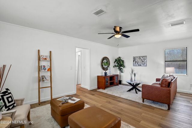 54221 CRAVEY Road, Callahan, FL 32011