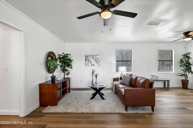 54221 CRAVEY Road, Callahan, FL 32011