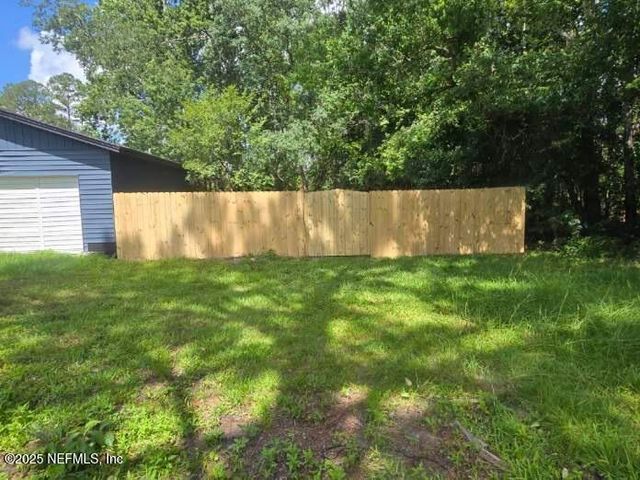 54221 CRAVEY Road, Callahan, FL 32011