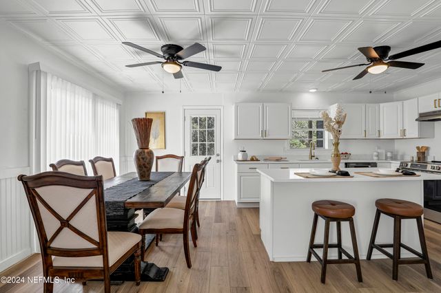 54221 CRAVEY Road, Callahan, FL 32011