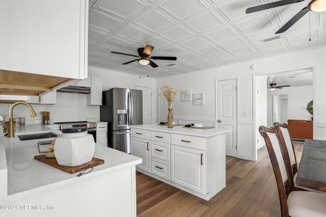 54221 CRAVEY Road, Callahan, FL 32011