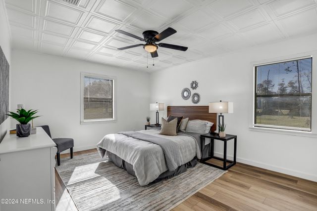 54221 CRAVEY Road, Callahan, FL 32011