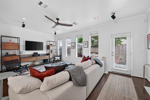1418 Prince Street, Houston, TX 77008