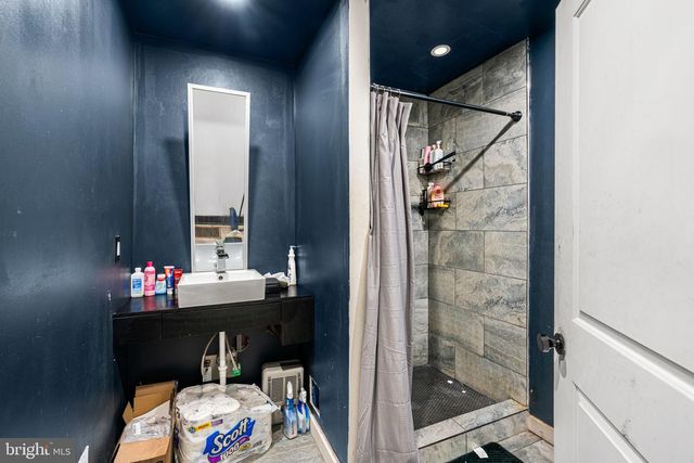 1934 N CROSKEY ST, Philadelphia, PA 19121