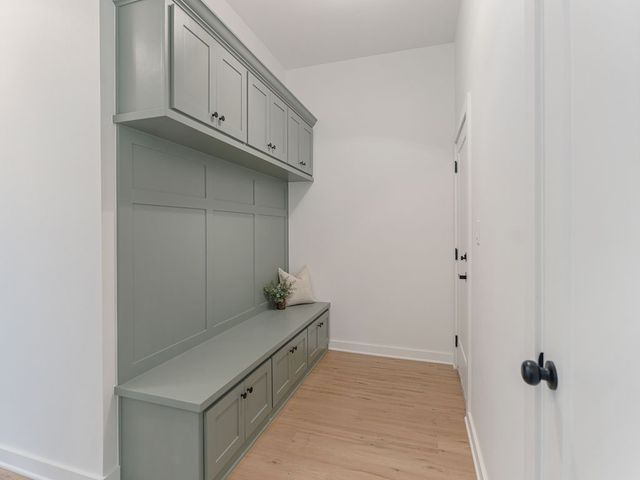 75 W Elmwood Dr, Mount Vernon, TX 75457