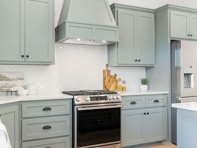 75 W Elmwood Dr, Mount Vernon, TX 75457