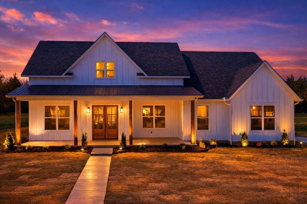 75 W Elmwood Dr, Mount Vernon, TX 75457