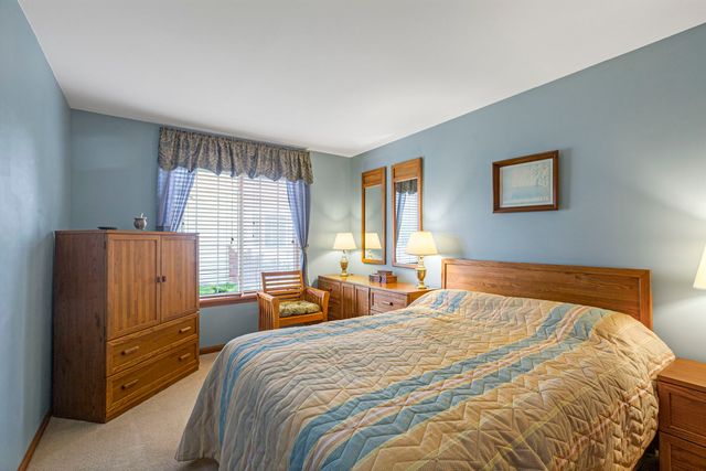9231 Durham Drive, Huntley, IL 60142