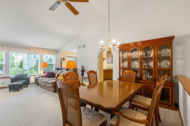9231 Durham Drive, Huntley, IL 60142