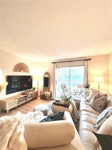 9481 HIGHLAND OAK DRIVE 1208, Tampa, FL 33647