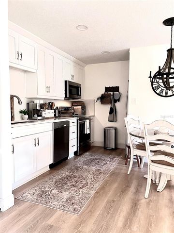 9481 HIGHLAND OAK DRIVE 1208, Tampa, FL 33647