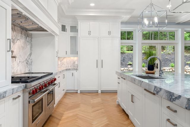 196 Pond Road, Wellesley, MA 02482