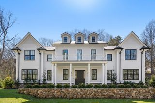 196 Pond Road, Wellesley, MA 02482
