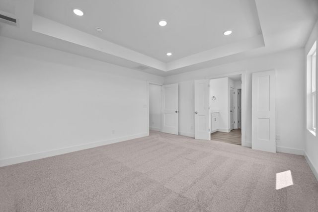 2563 Peaceful Valley Dr, Columbia, TN 38401