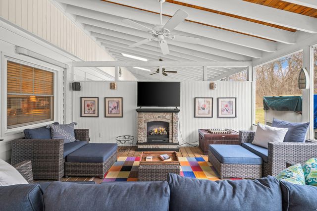 15577 Victor Road 5, Chikaming Twp, MI 49129