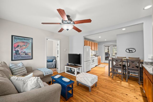 15577 Victor Road 5, Chikaming Twp, MI 49129