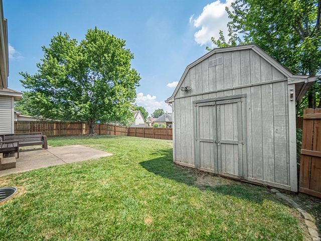 4150 Clover Drive, Evansville, IN 47711