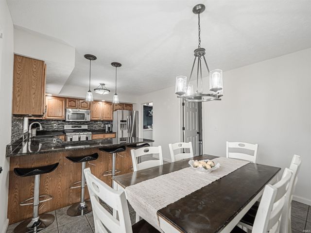 4150 Clover Drive, Evansville, IN 47711