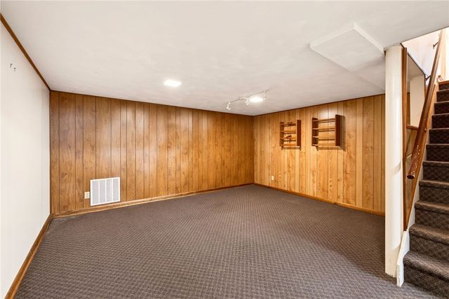 1070 Shoemaker Road, Webster, NY 14580