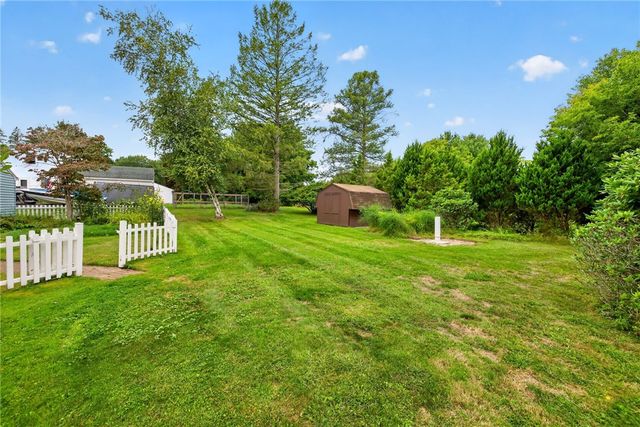 1070 Shoemaker Road, Webster, NY 14580