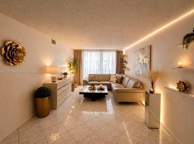 2101 Atlantic Shores Blvd 108, Hallandale Beach, FL 33009