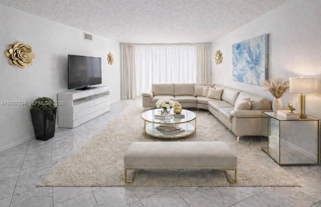 2101 Atlantic Shores Blvd 108, Hallandale Beach, FL 33009