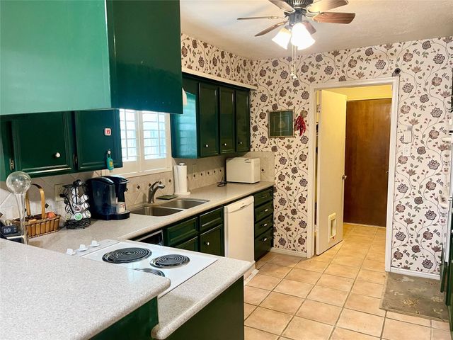 11806 Turtle Gate Drive, Houston, TX 77070