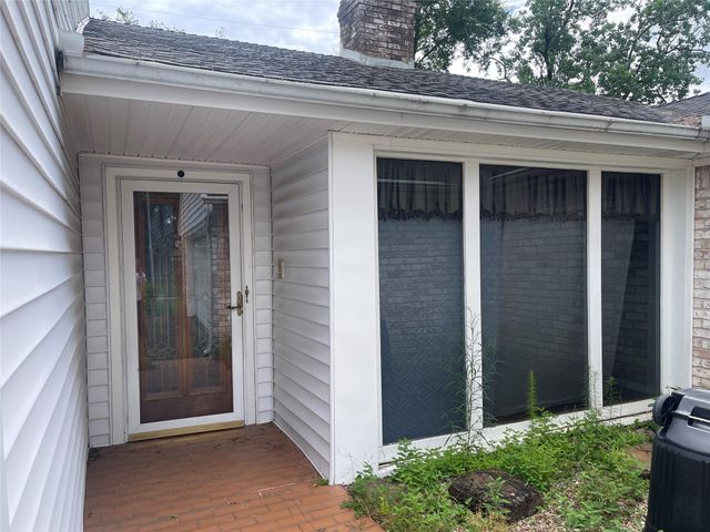 11806 Turtle Gate Drive, Houston, TX 77070