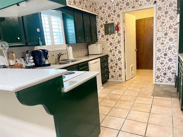 11806 Turtle Gate Drive, Houston, TX 77070