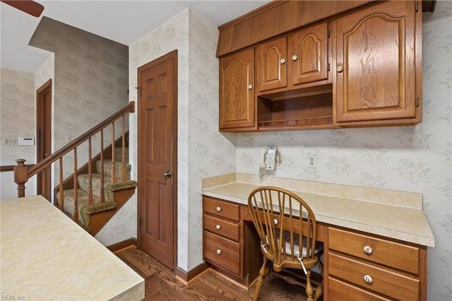 916 Timberlake DR, Virginia Beach, VA 23464