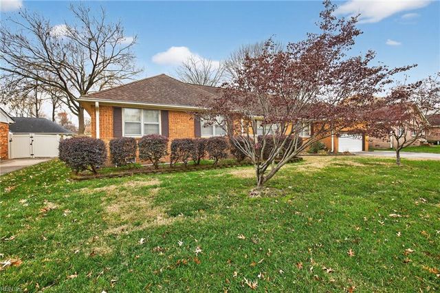 916 Timberlake DR, Virginia Beach, VA 23464