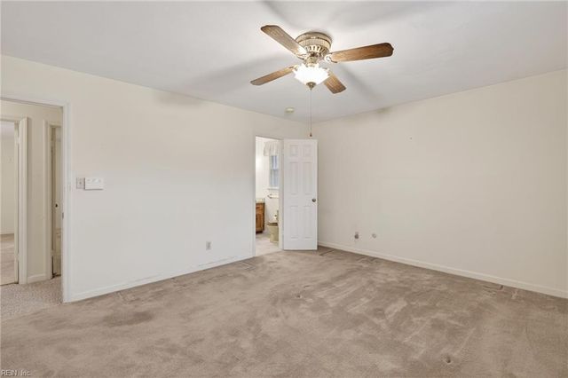 916 Timberlake DR, Virginia Beach, VA 23464