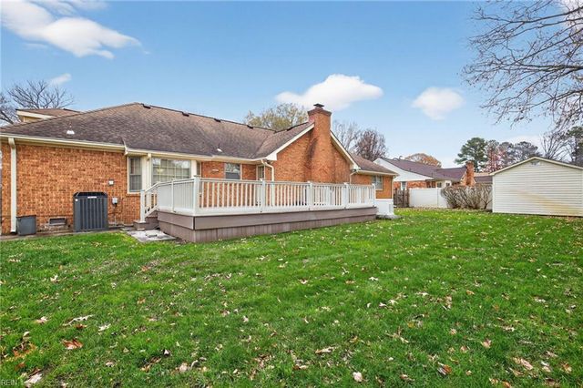 916 Timberlake DR, Virginia Beach, VA 23464