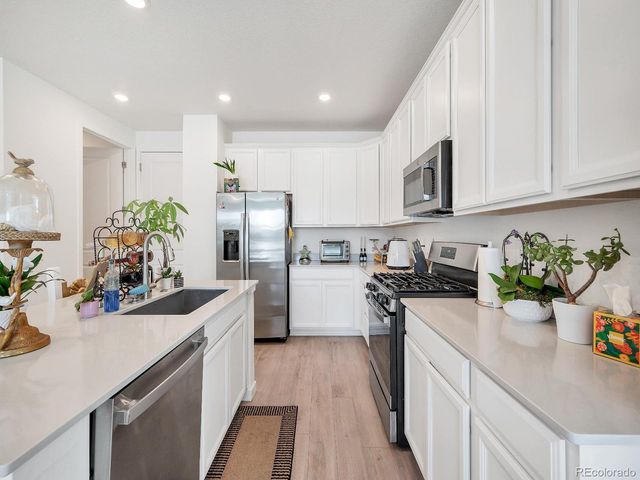 7346 W Asbury Dr, Denver, CO 80227