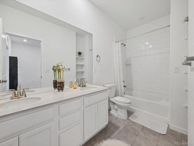 7346 W Asbury Dr, Denver, CO 80227