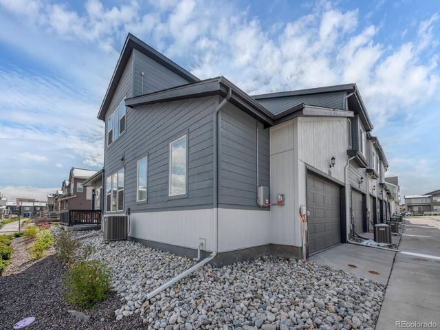 7346 W Asbury Dr, Denver, CO 80227