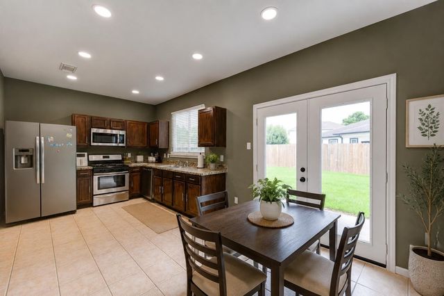 907 Saginaw Bay Court, Spring, TX 77373