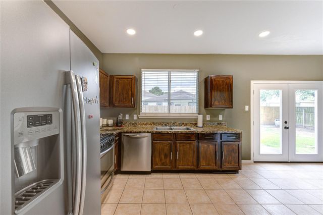 907 Saginaw Bay Court, Spring, TX 77373