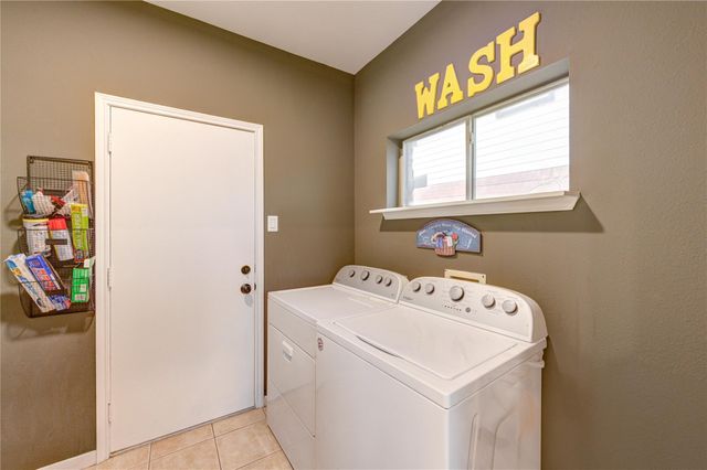 907 Saginaw Bay Court, Spring, TX 77373