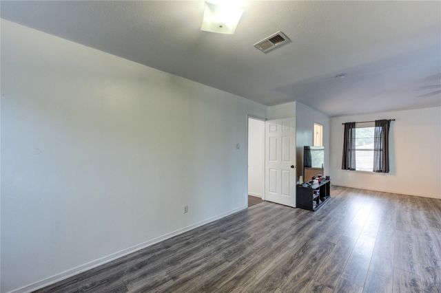 907 Saginaw Bay Court, Spring, TX 77373
