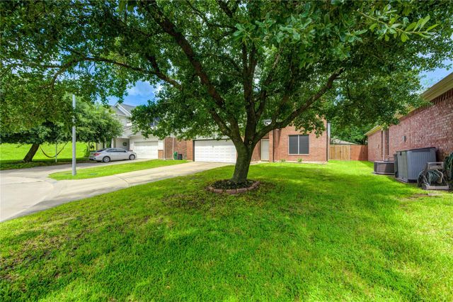 907 Saginaw Bay Court, Spring, TX 77373