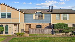 10715 Sandpiper Drive, Houston, TX 77096