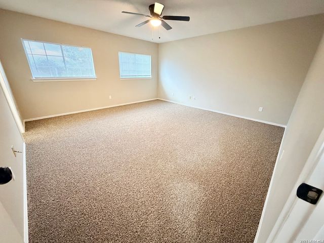 10107 Sunset, San Antonio, TX 78245